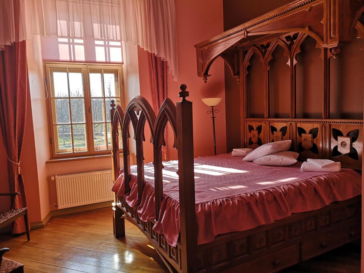Dundagas Pils Hostel Bagian luar foto