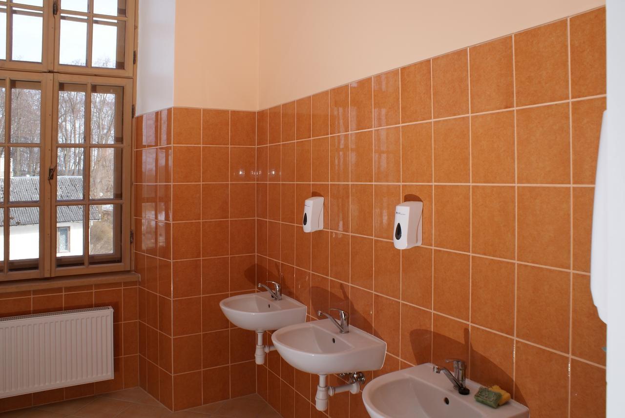 Dundagas Pils Hostel Bagian luar foto
