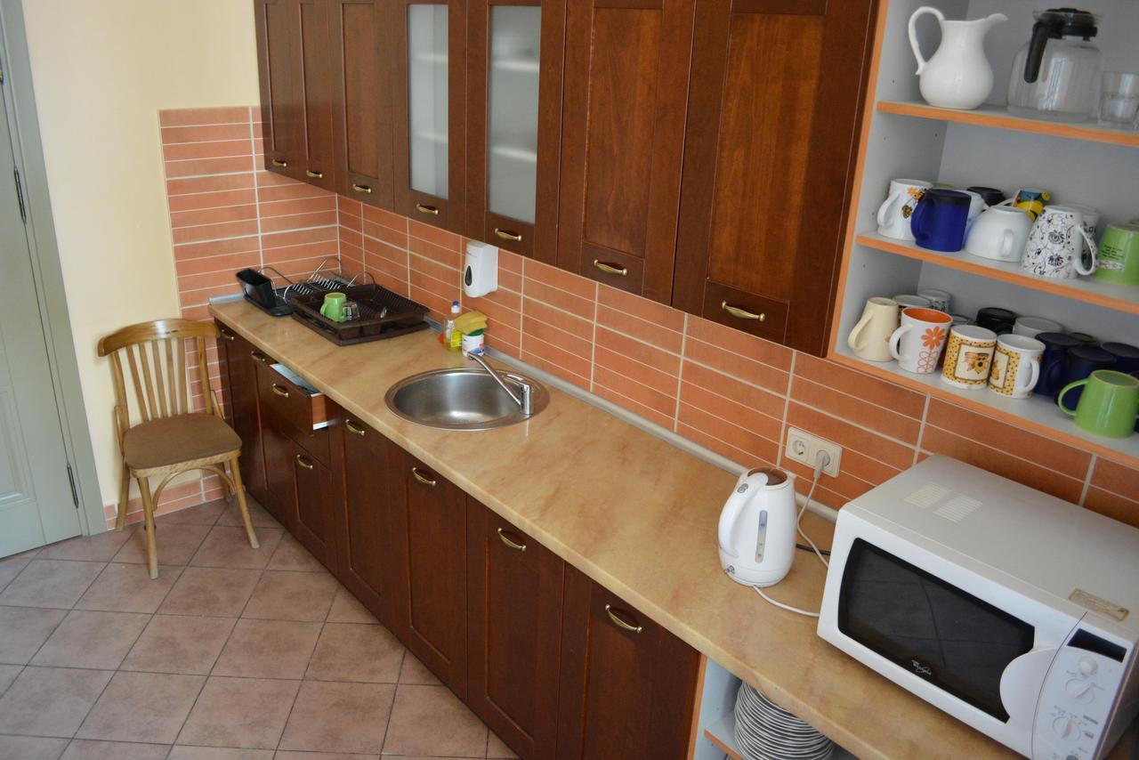 Dundagas Pils Hostel Bagian luar foto